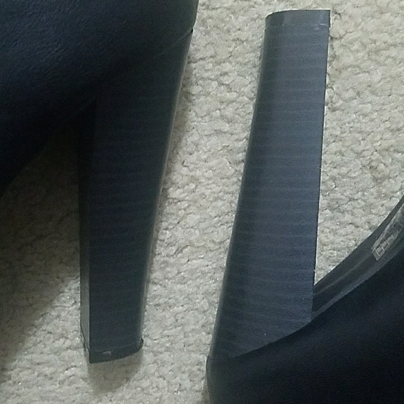 Forever 21 heeled bootie - Picture 4 of 8